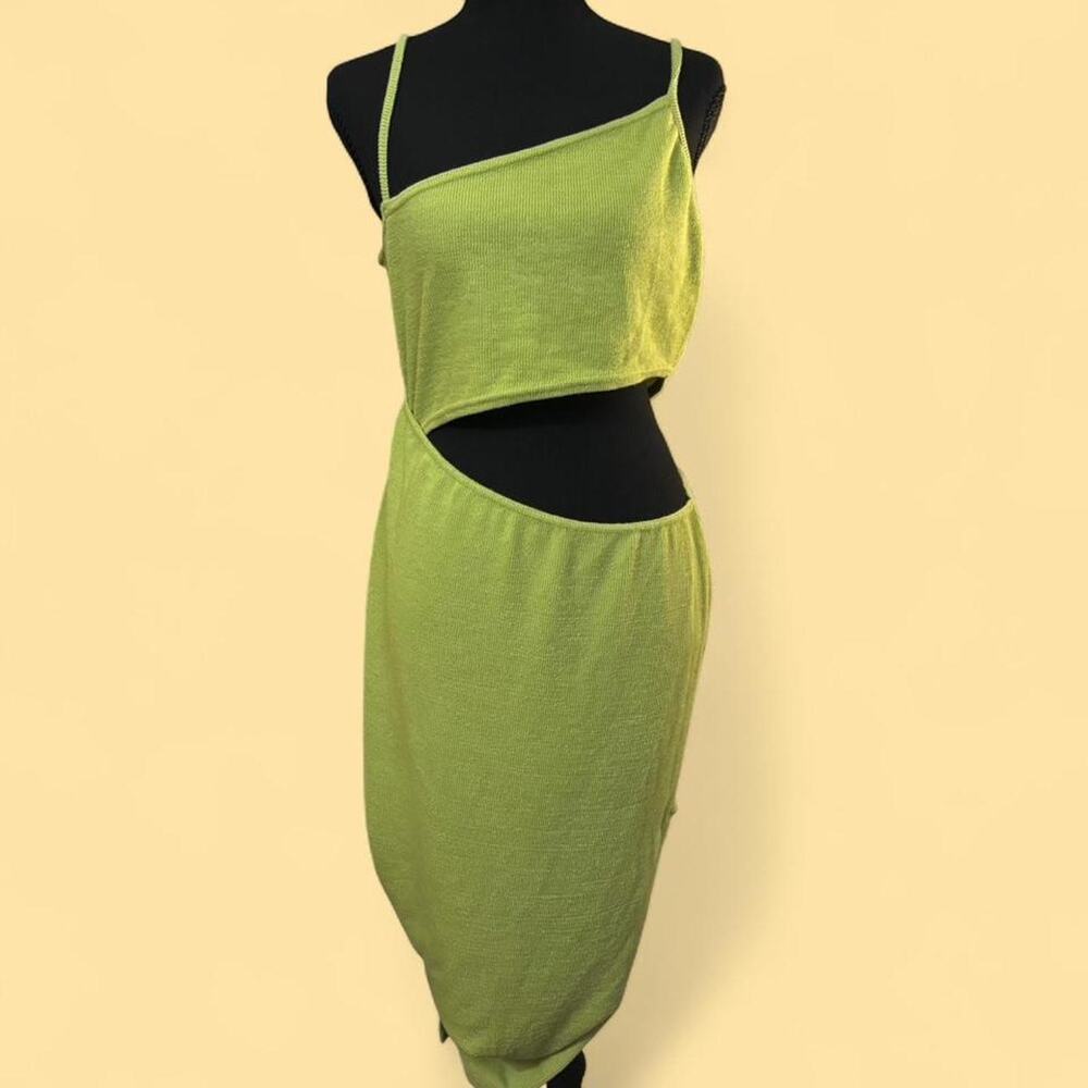 Prettylittlething lime cut out maxi dress